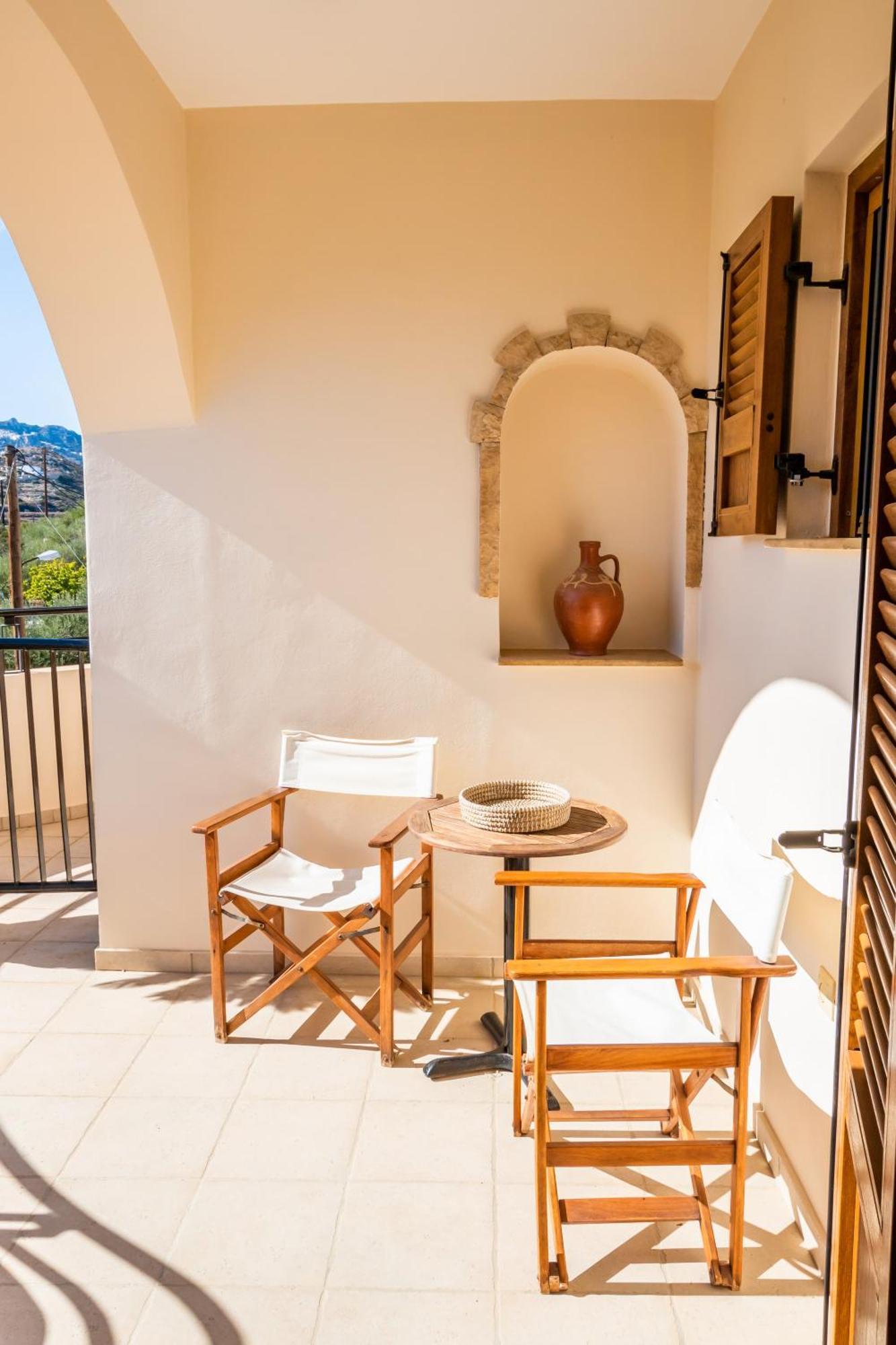 Petra Studios Карпатос Экстерьер фото