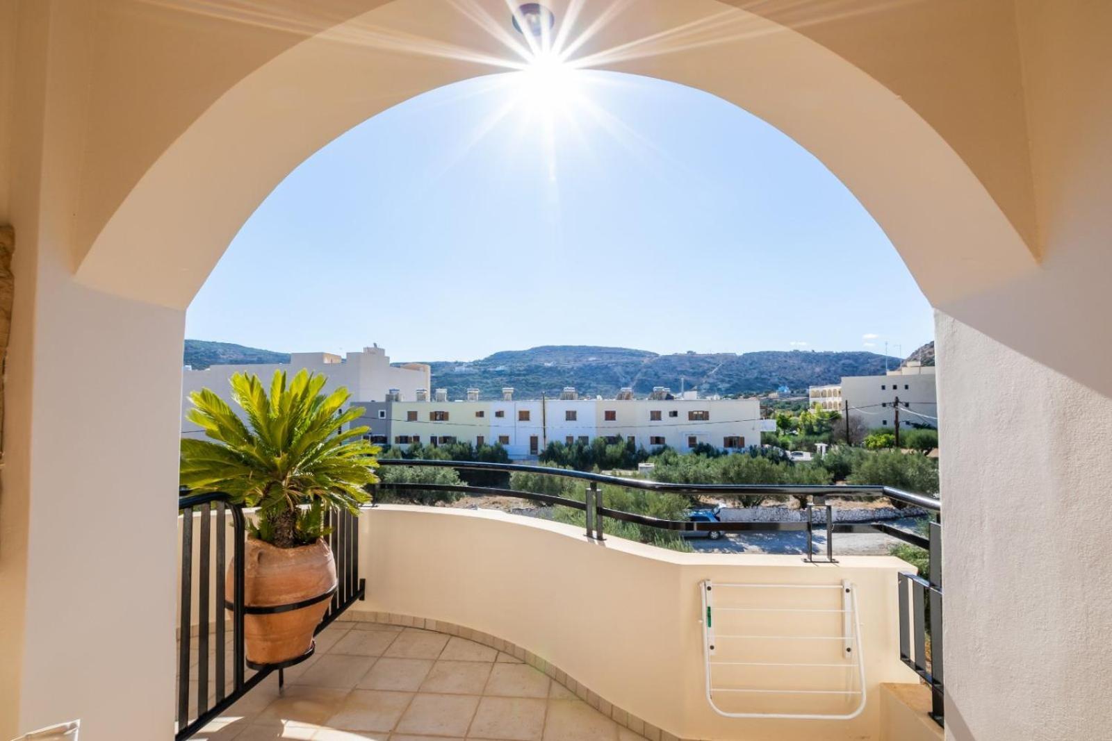 Petra Studios Карпатос Экстерьер фото